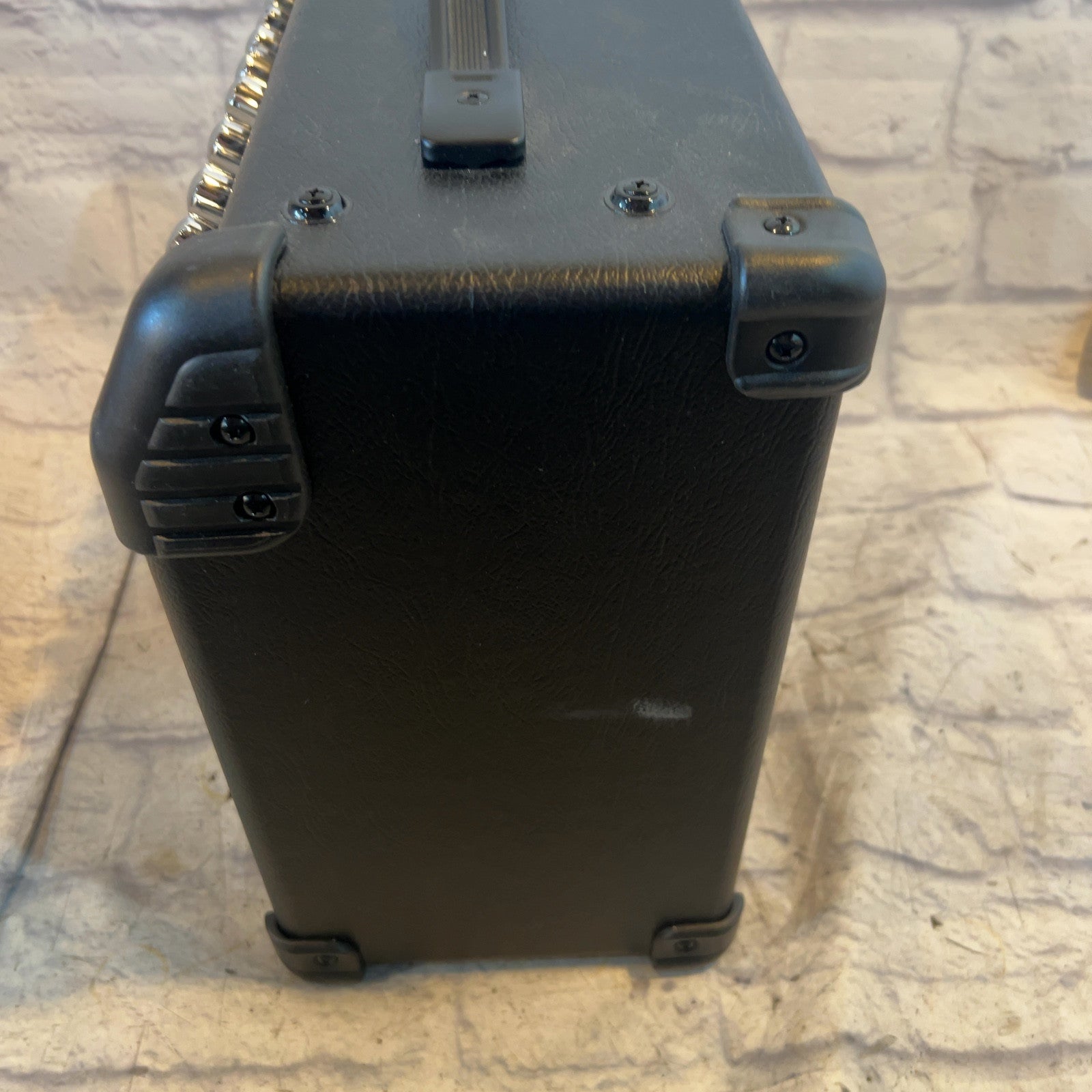 Line 6 Spider IV 15 Watt Guitar Combo Amp