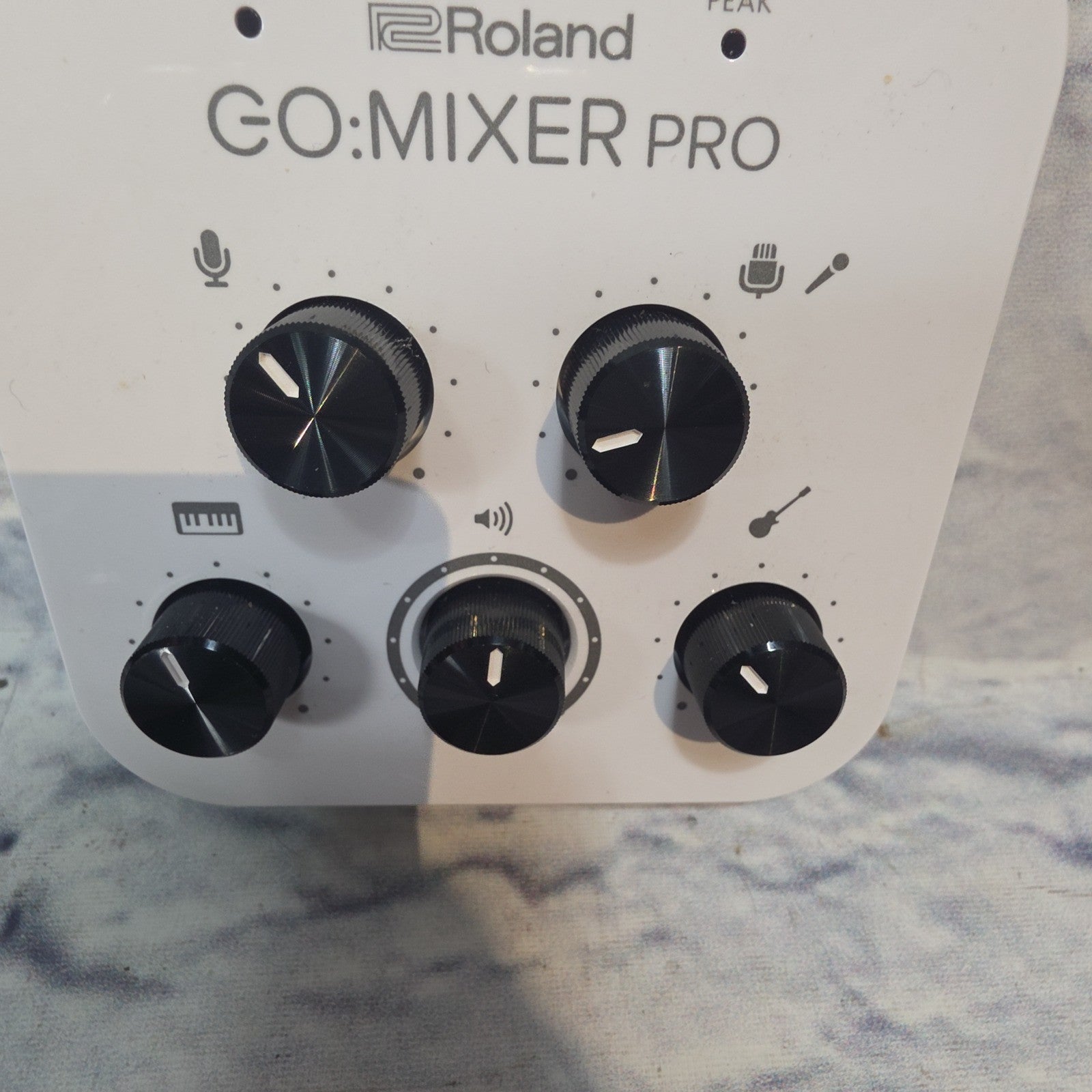 Roland Go: Mixer Pro Mixer