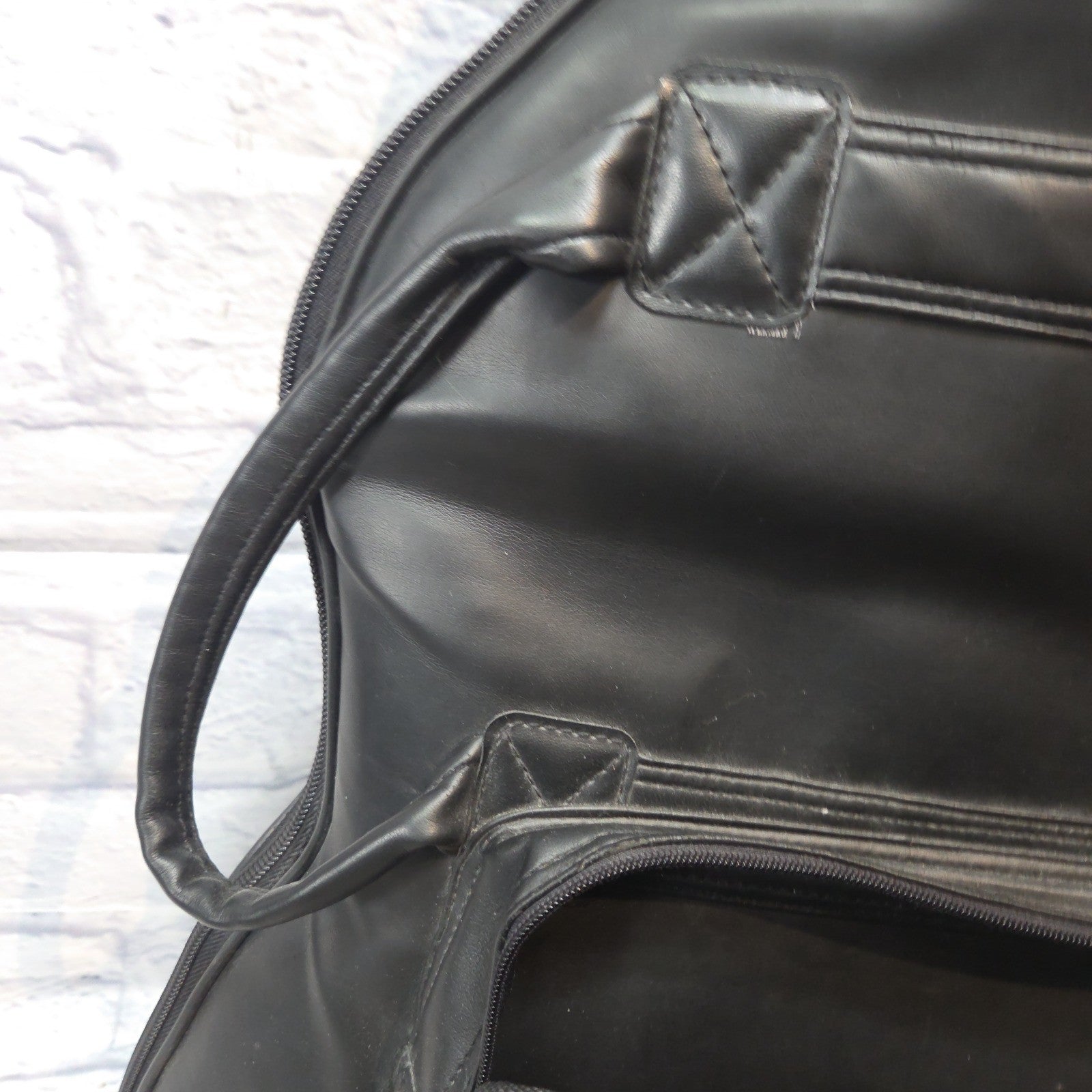 Unknown Leather padded Gig Bag