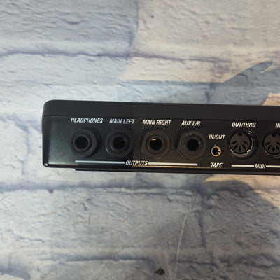 Alesis SR-16 Drum Machine Electric Drum Machine