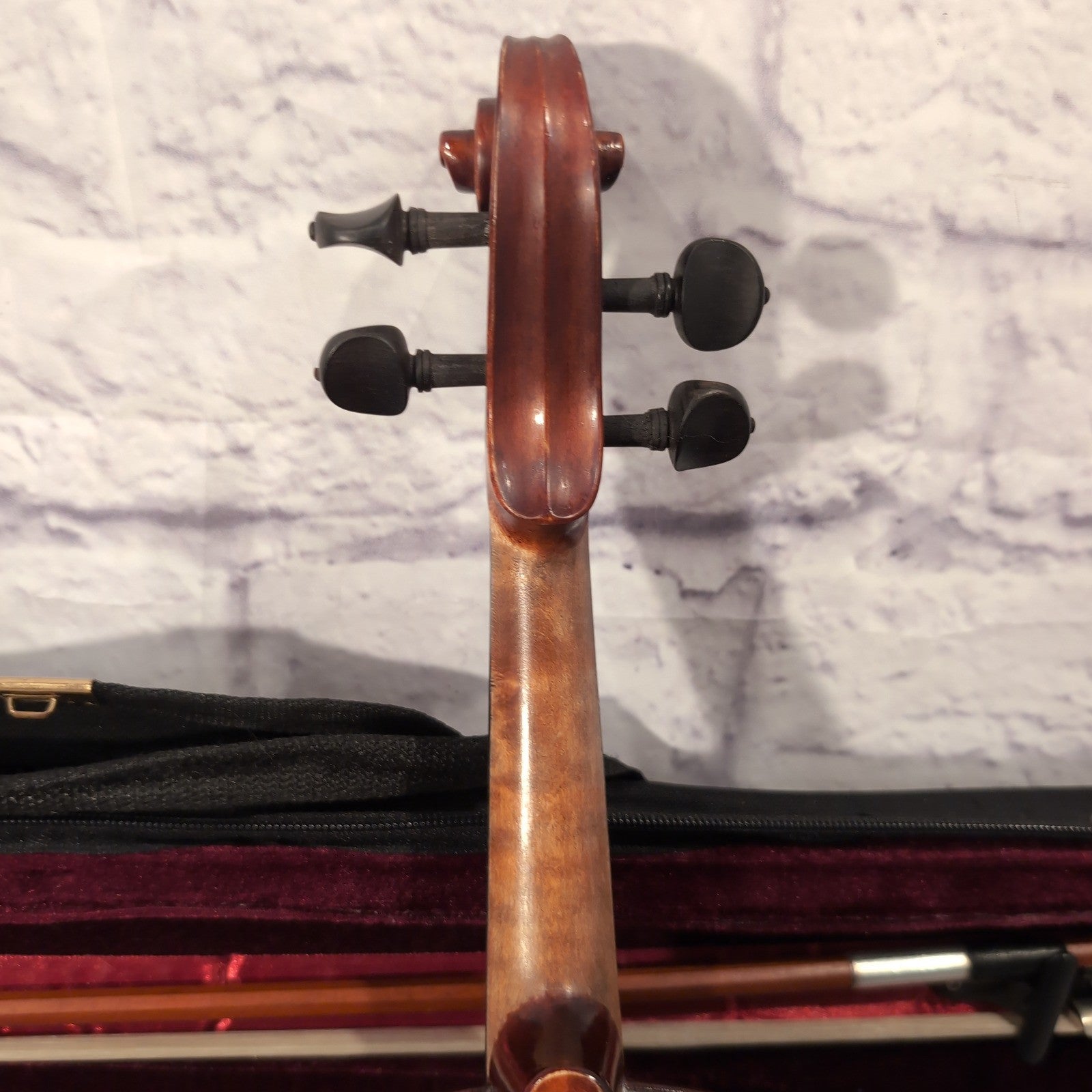 Grottano 12" Viola  - Romania - 2011H34
