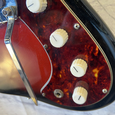 Silvertone Hornet Model 1450 Vintage Lipstick Guitar with Case