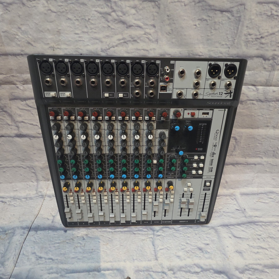 Soundcraft Signature 12 Mixer