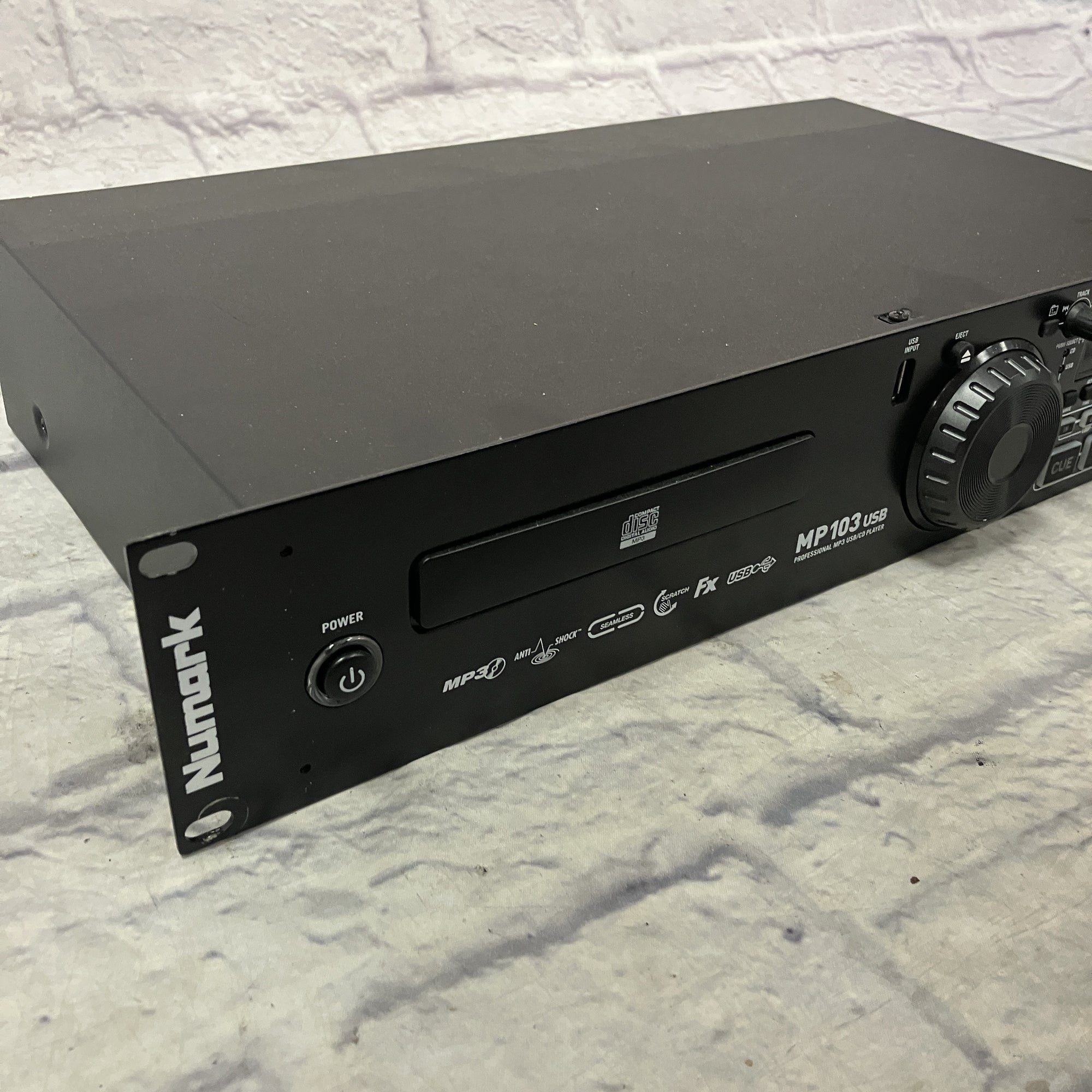Numark MP103 USB DJ Rack