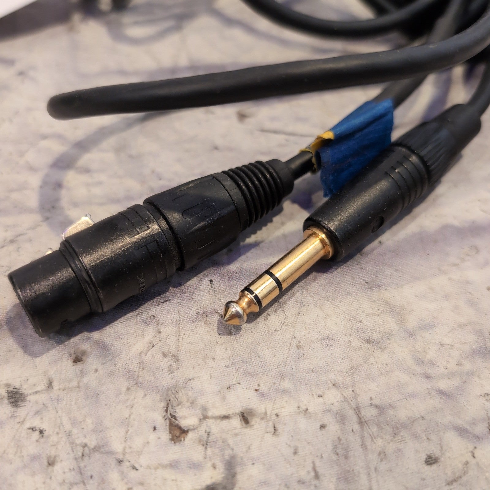 Mogami 15' XLR - TRS  Cables