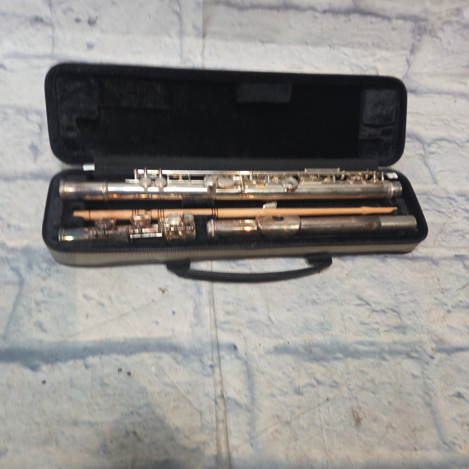 Yamaha 211 Flute With Case Flute