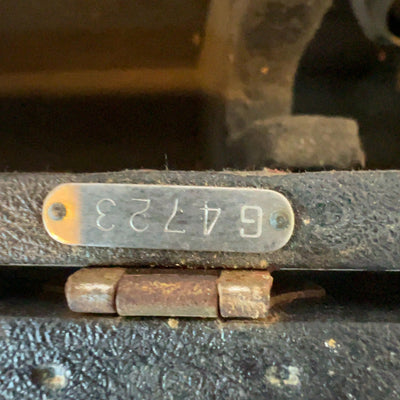 Airline Vintage Amp in Case  Hard Case