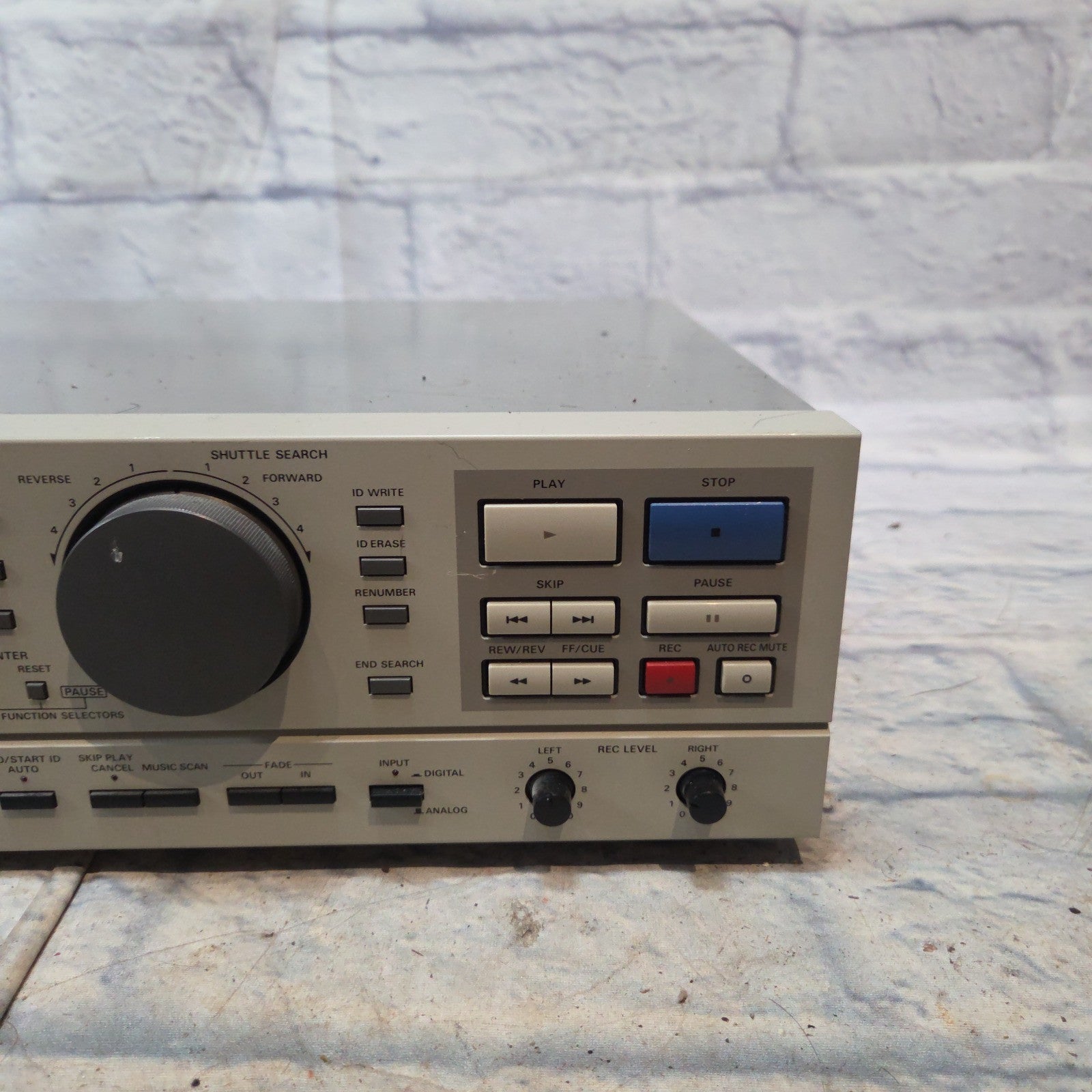 Panasonic SV-3800 DAT Player Digital Recorder