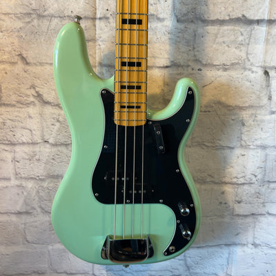 Squier Classic Vibe 70s P-Bass Surf Green 4 String