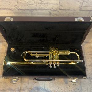 Yamaha YTR-2320 Trumpet with Case Trumpet