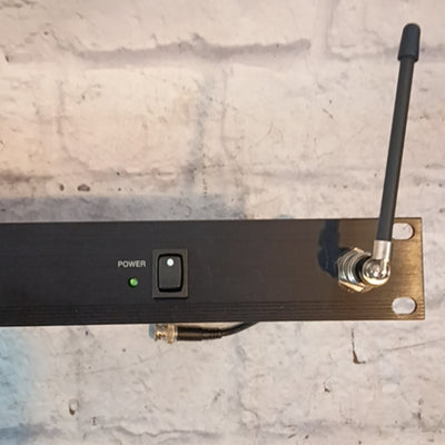 Shure WA405 Wireless Antenna/Power Distribution 169-230 Mhz  VHF