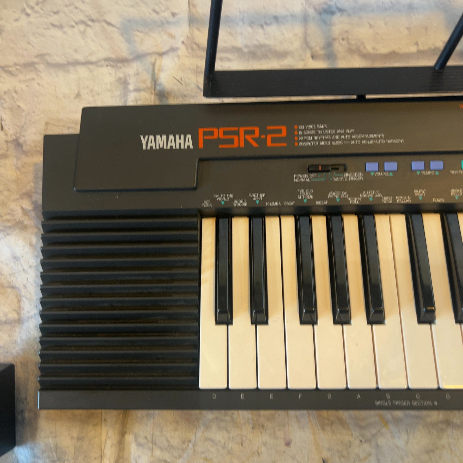 Yamaha PSR-2 Keyboard