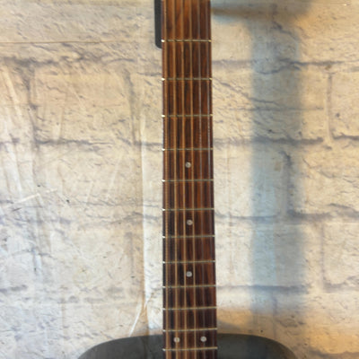 Yamaha F335 Acoustic Guitar
