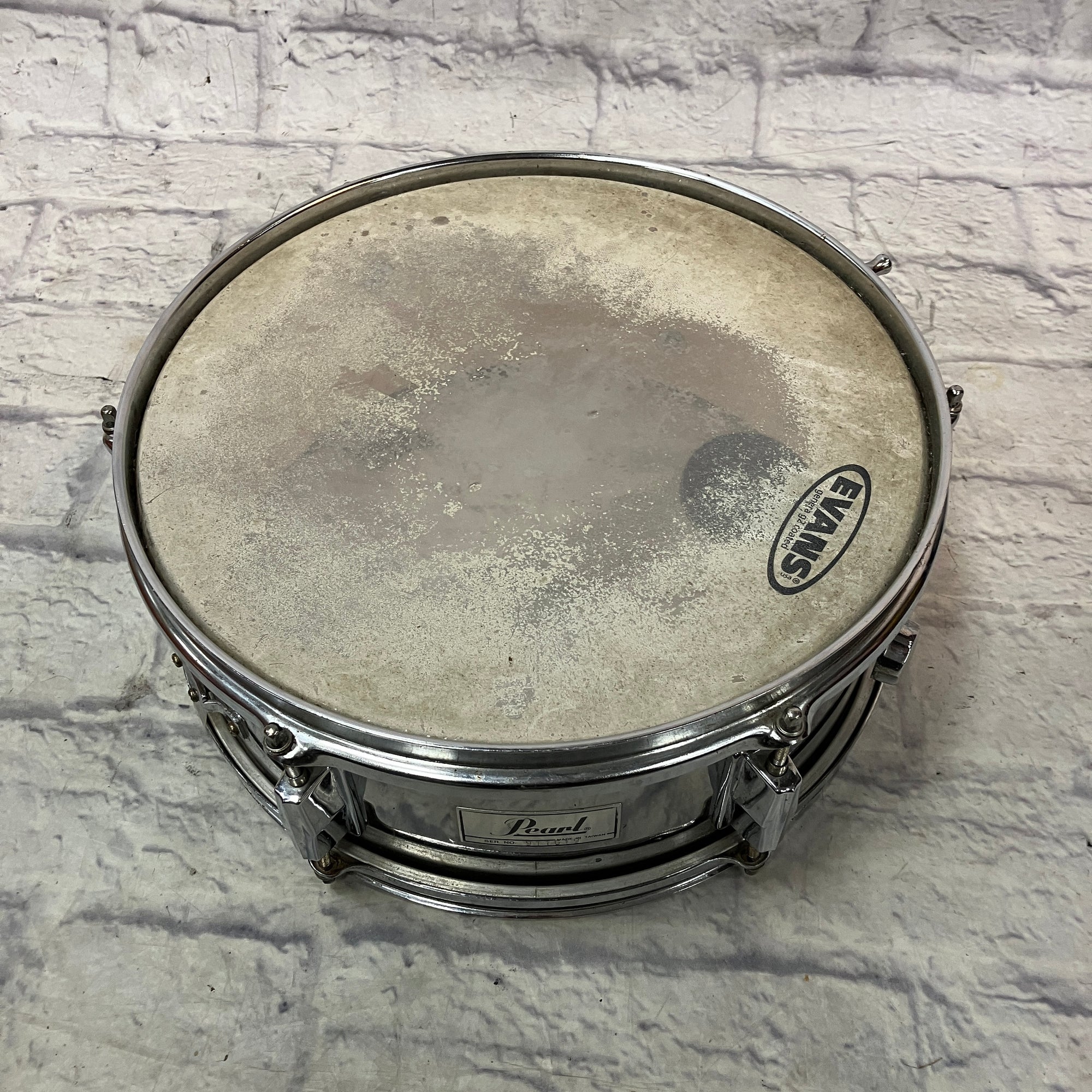 Vintage 80s Pearl Silver 13 Inch Snare