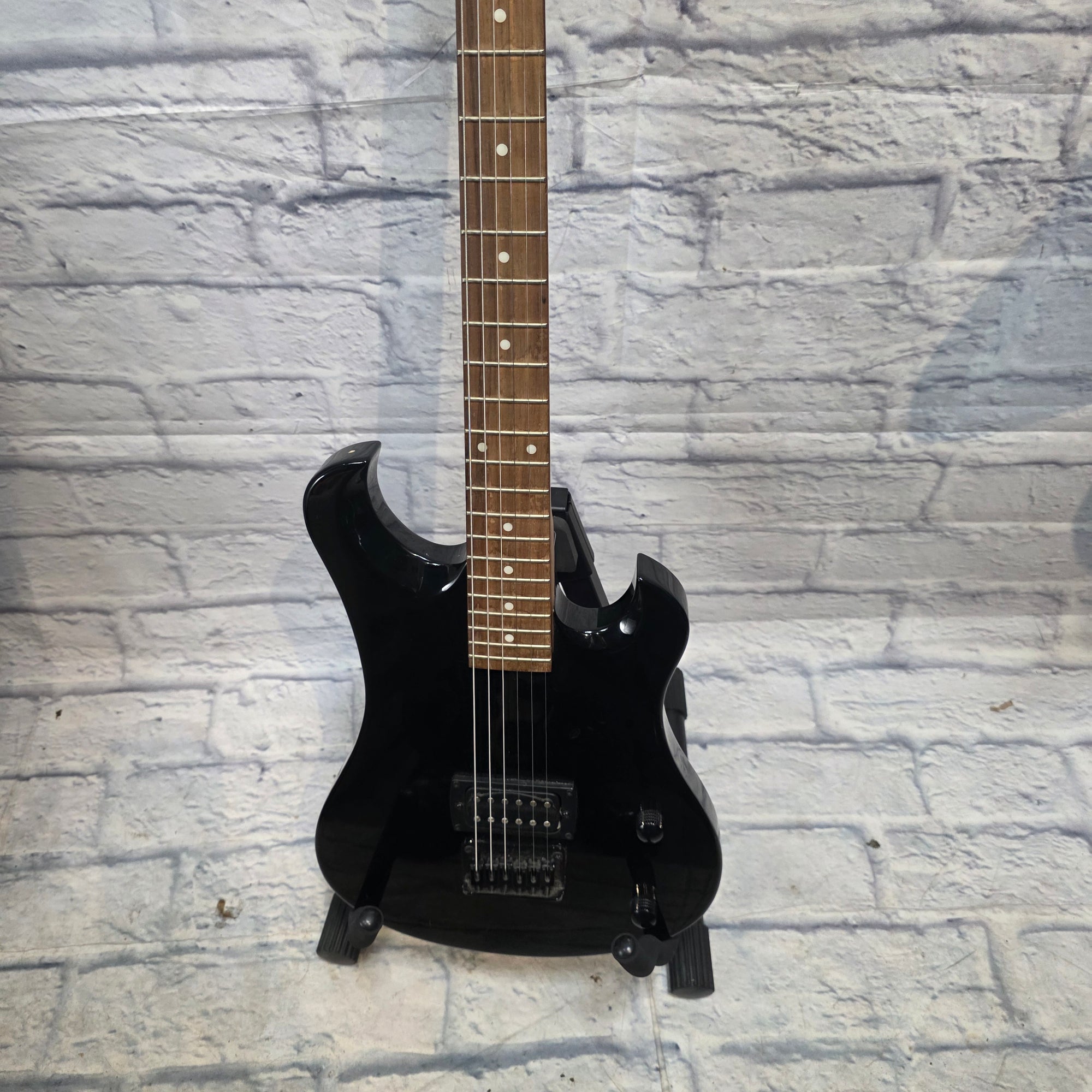 First Act ME636 Electric Guitar