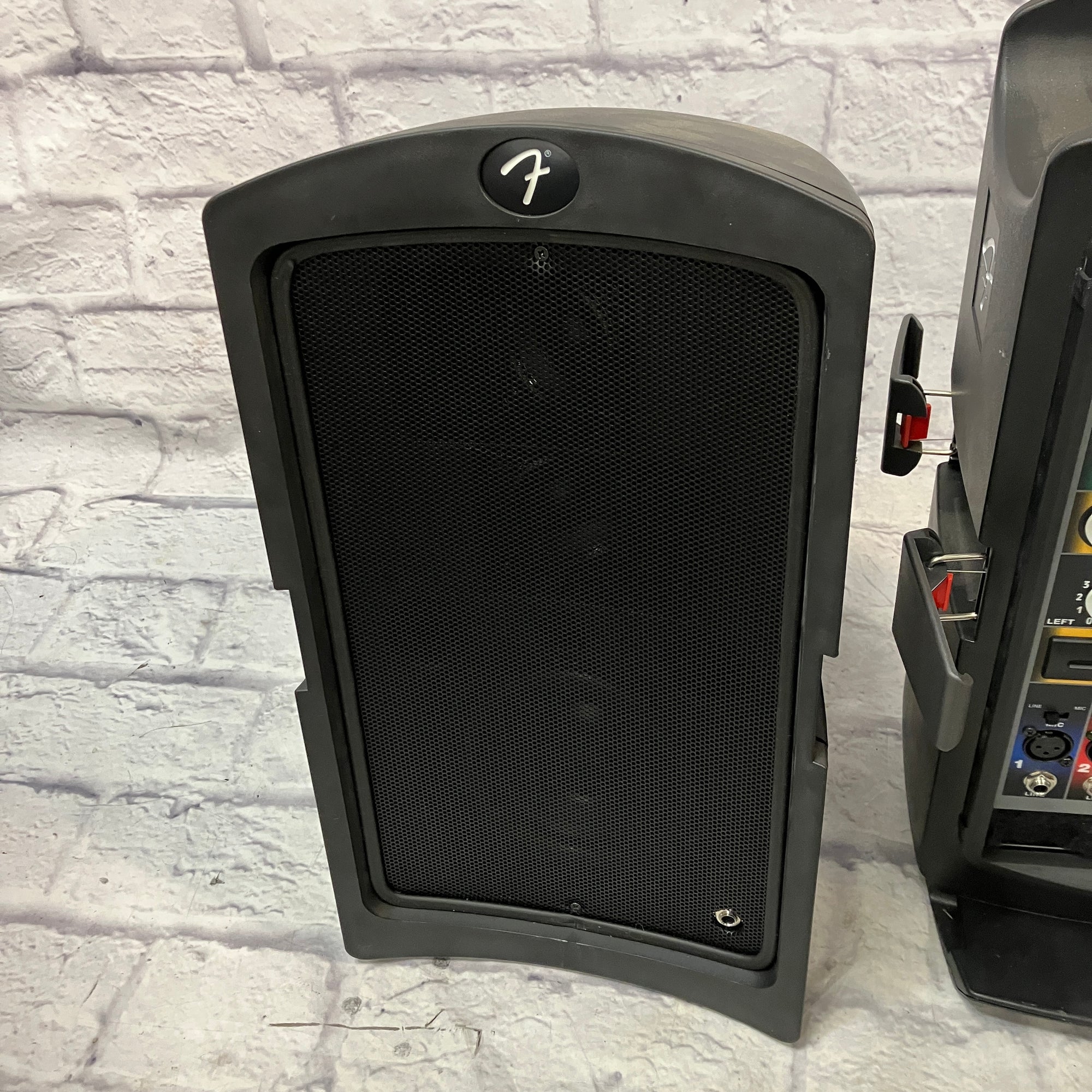 Fender Passport PD-150 Plus Portable PA