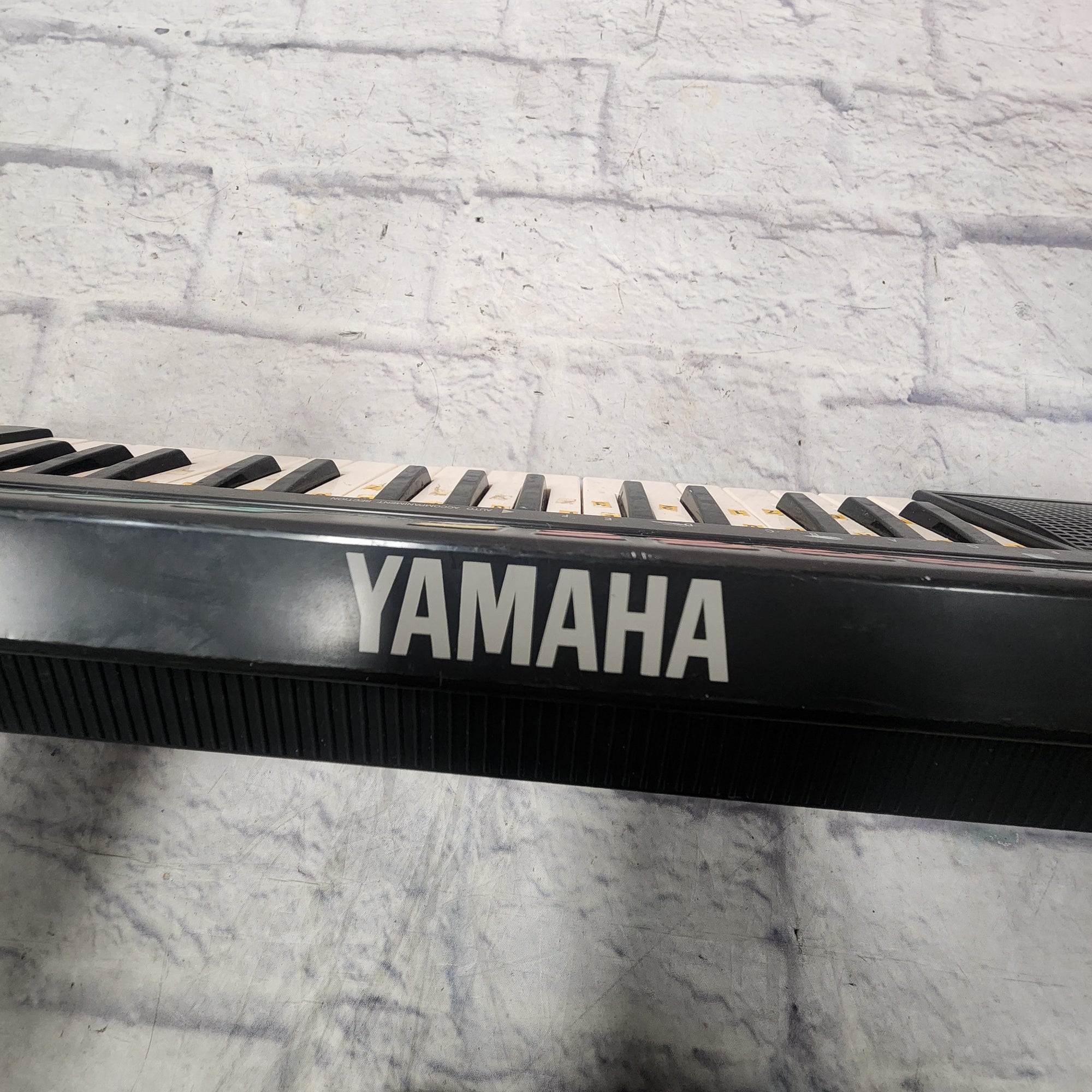 Yamaha PSS-80 32-Key Electronic Keyboard