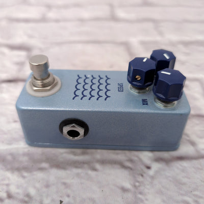 JHS Tidewater Tremolo V1 Modulation Pedal
