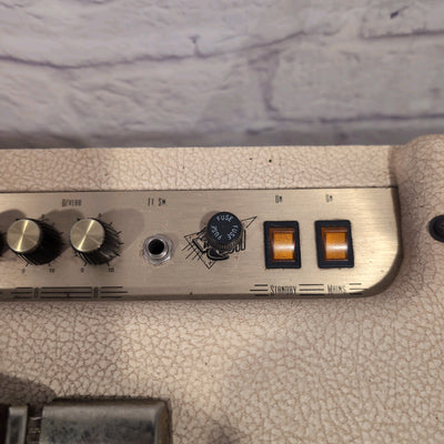 Crate Vintage Club 50 2x12 50-watt Tube Combo Amp