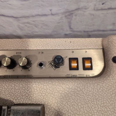 Crate Vintage Club 50 2x12 50-watt Tube Combo Amp