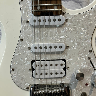 C&G Thunder EFB1 Electric Guitar - White