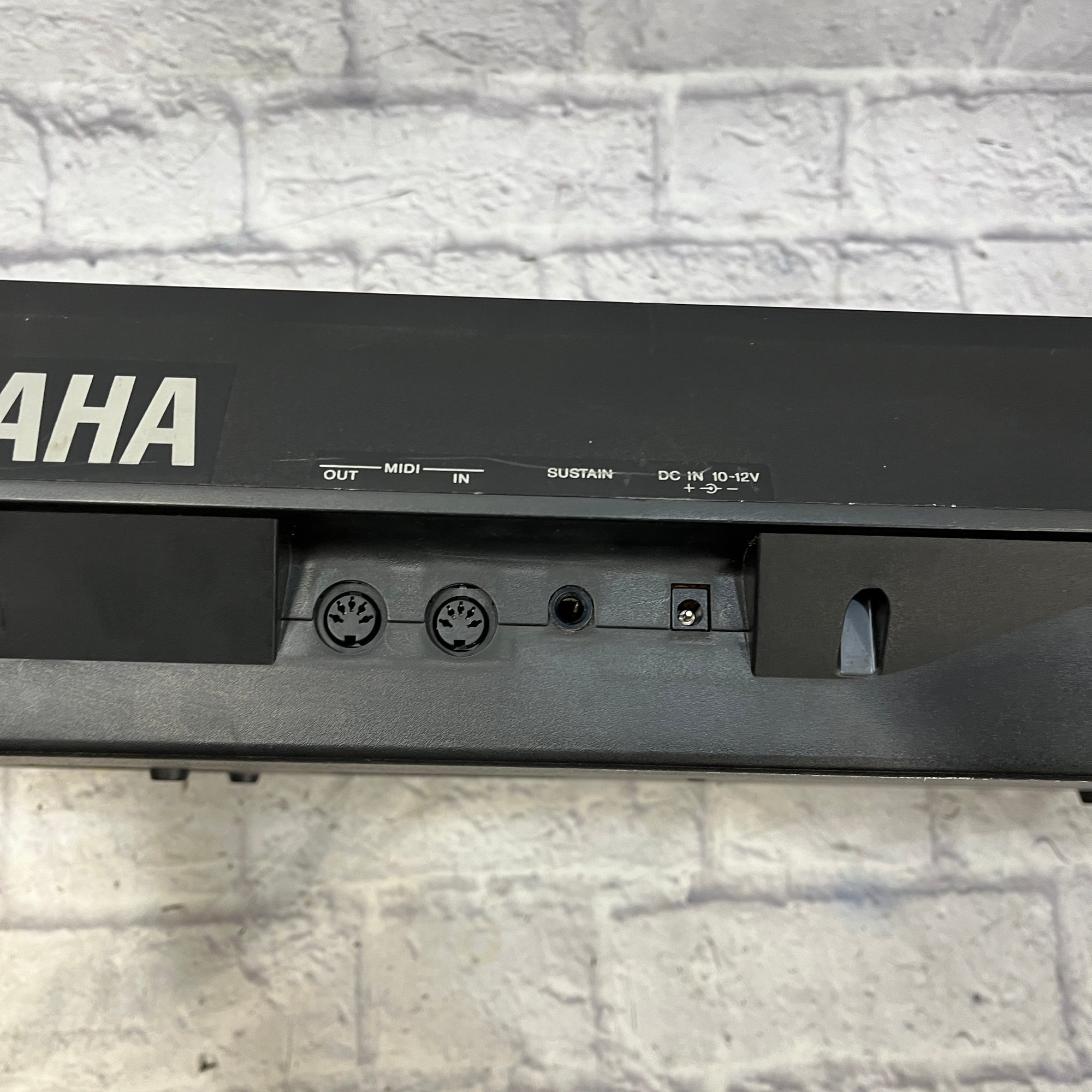 Yamaha Portatone Digital Piano