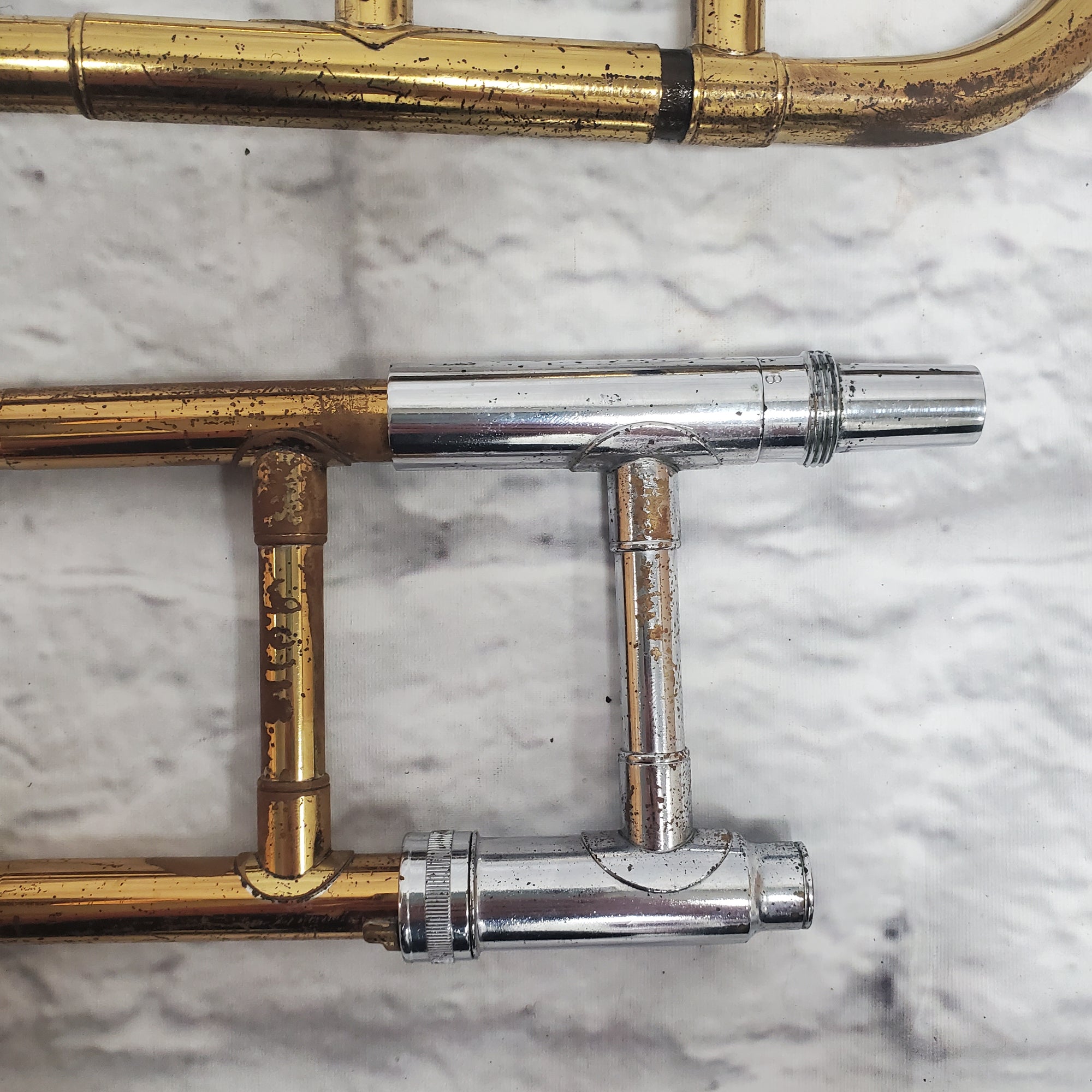 Vintage Bundy Trombone with original Green Case - 90118