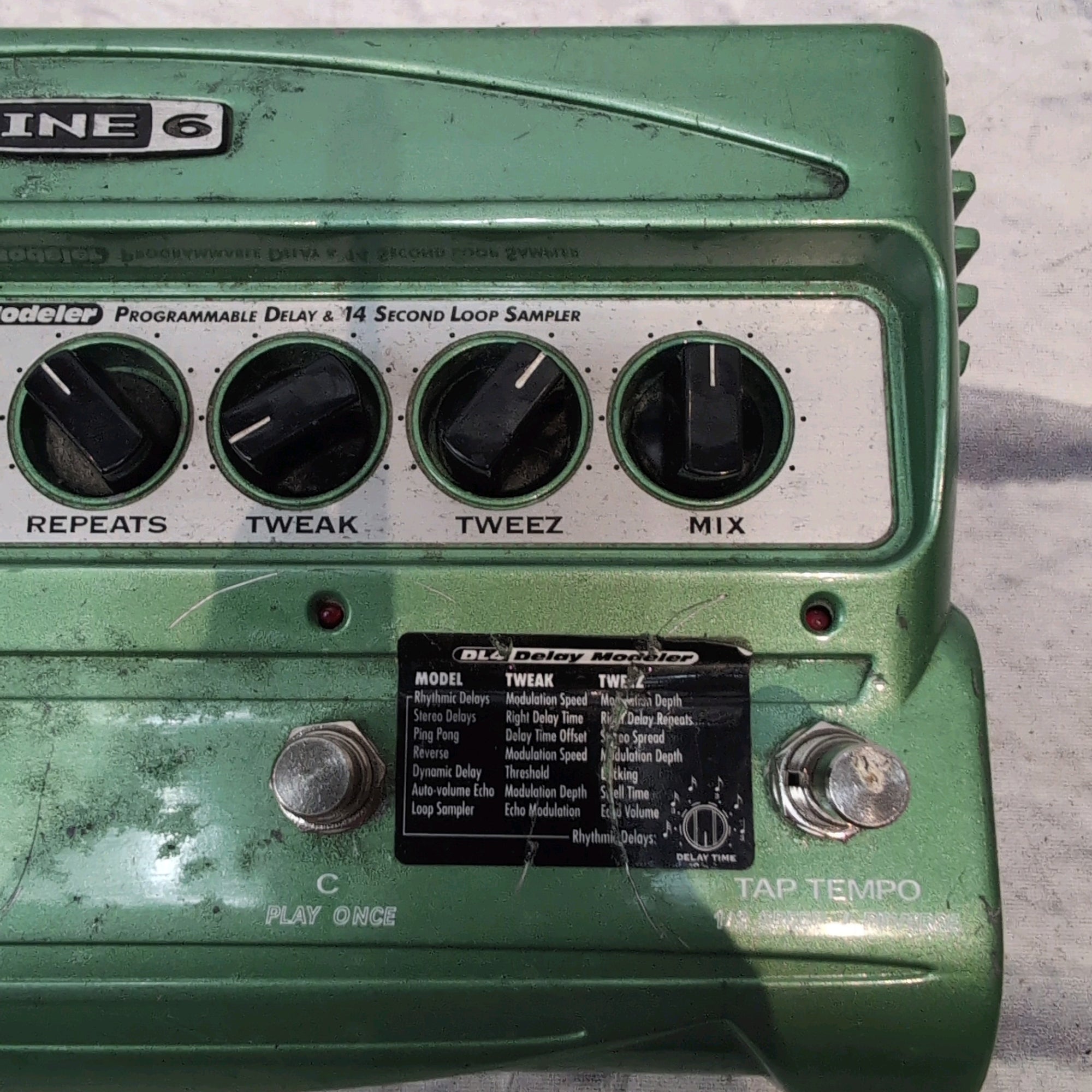 Line 6 DL4 Delay Modeler Pedal (upgraded)
