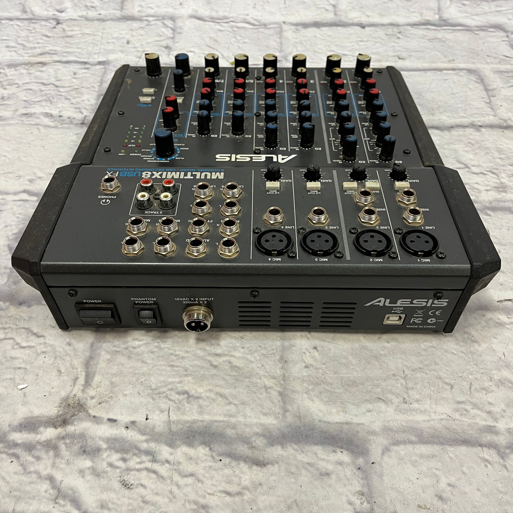 Sale I’m selling multmix8 usb fx 8- channel mixer/recording interface with effects