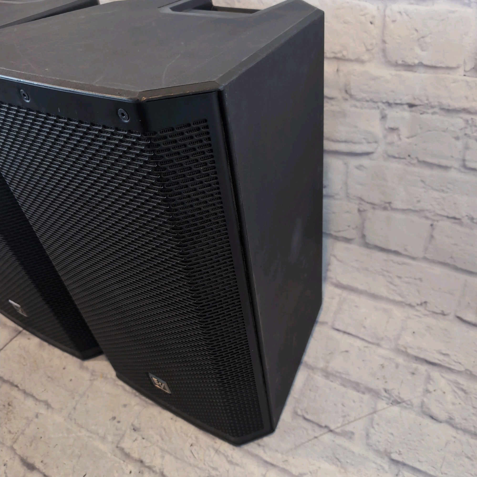 Electro-Voice ZLX-12P Powered Speaker Pair