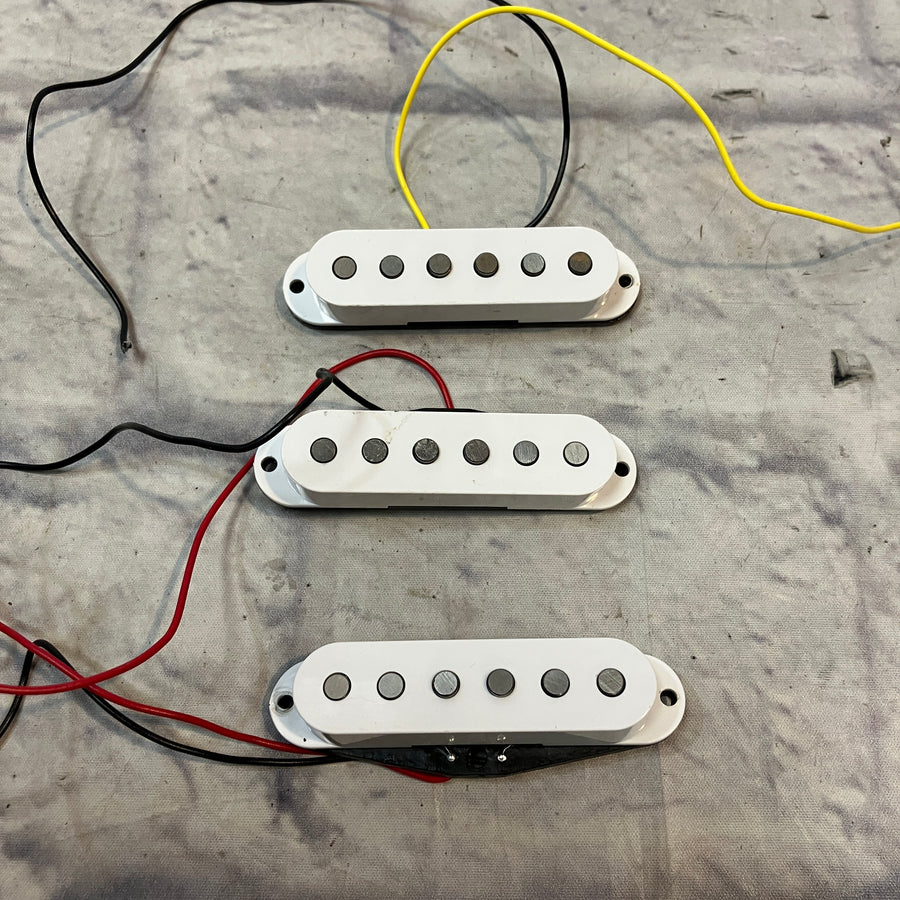 Harley Benton Bass Six Pickups (x3)
