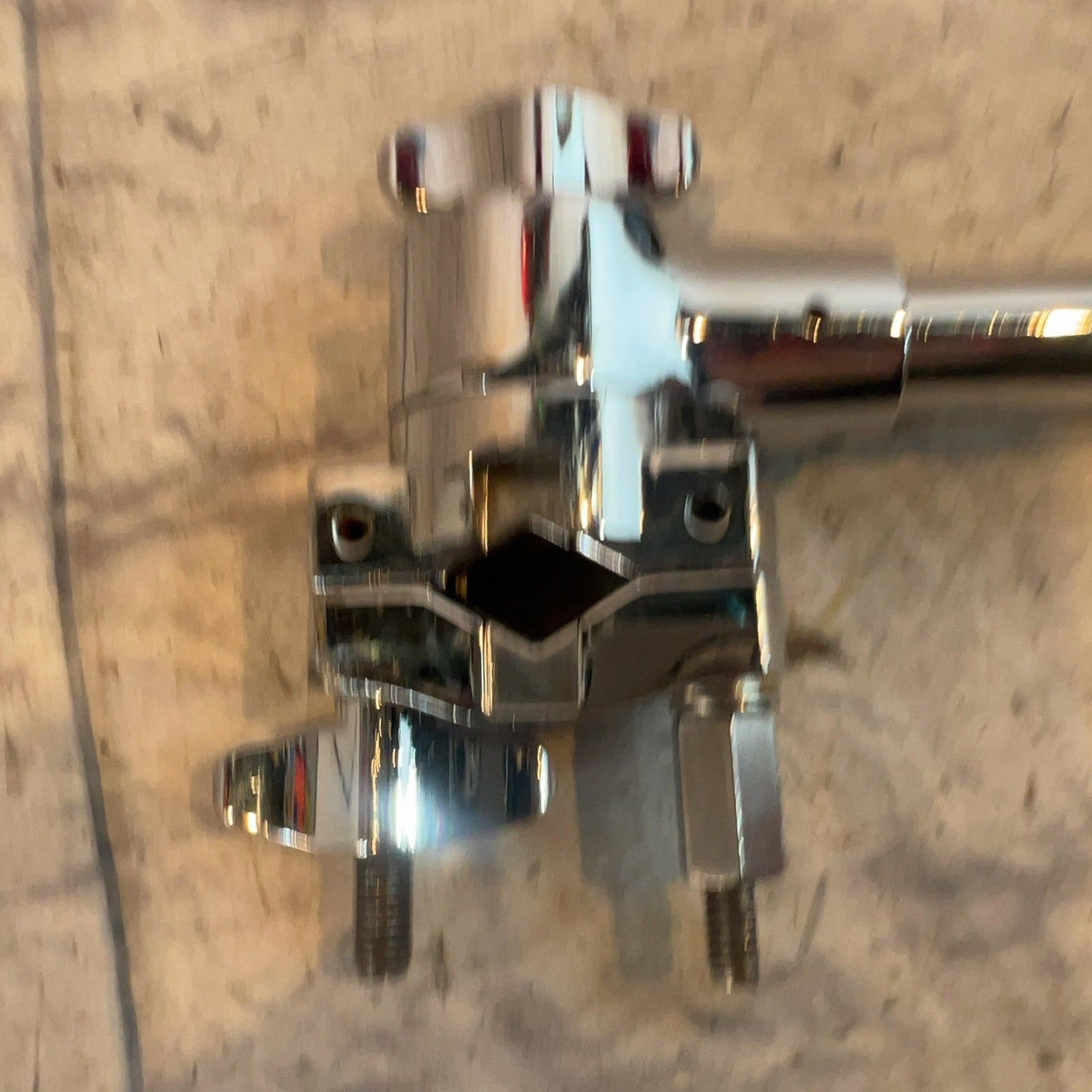 DW DWSM776 Dog Bone V to V Ratcheting Clamp