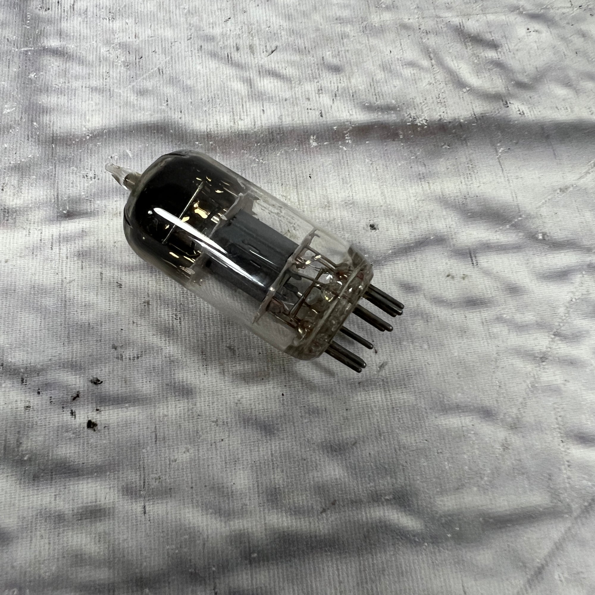 CBS 12AT7 Amplifier Tube