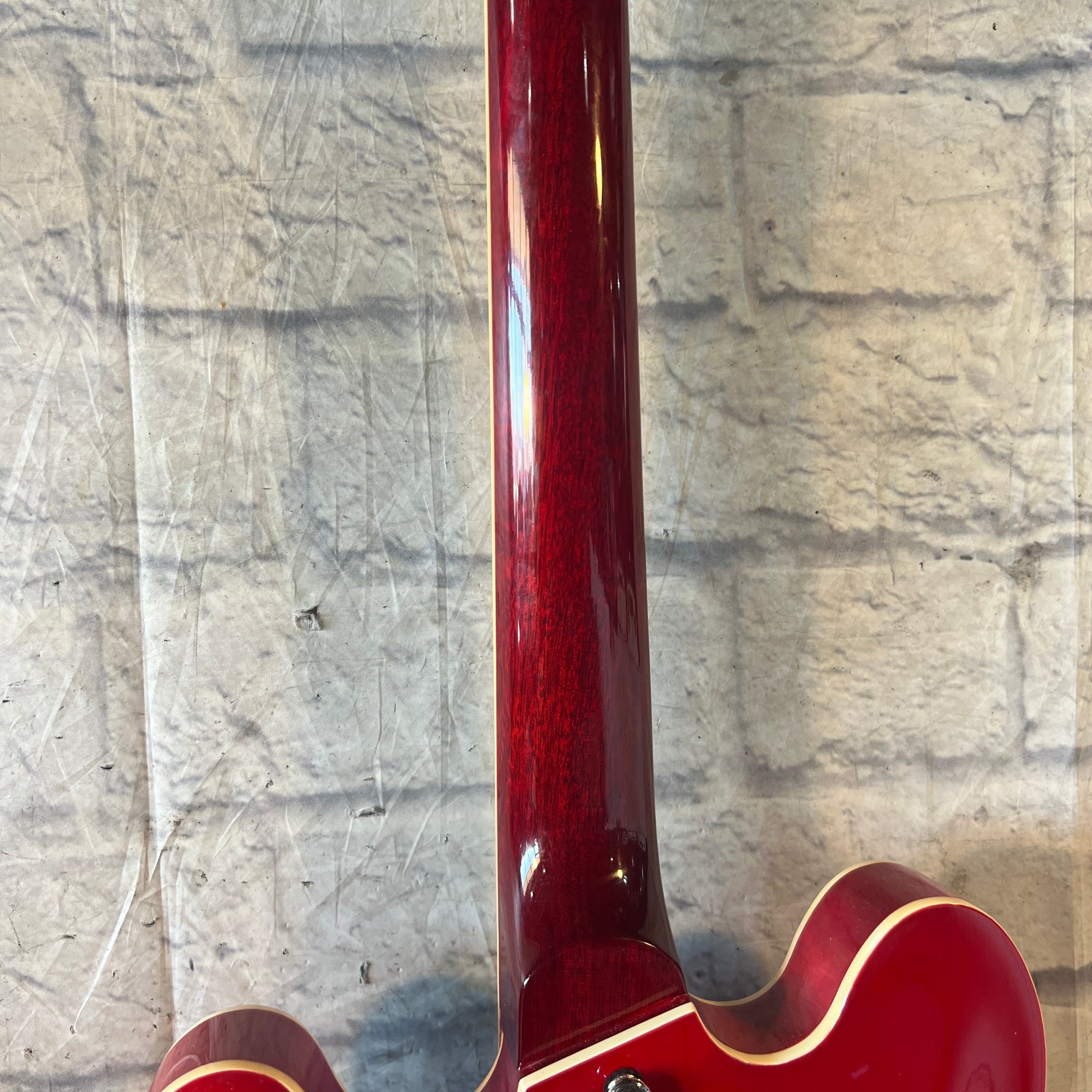 Vintage (Brand) VSA500CR Semi Hollow Semi Hollow