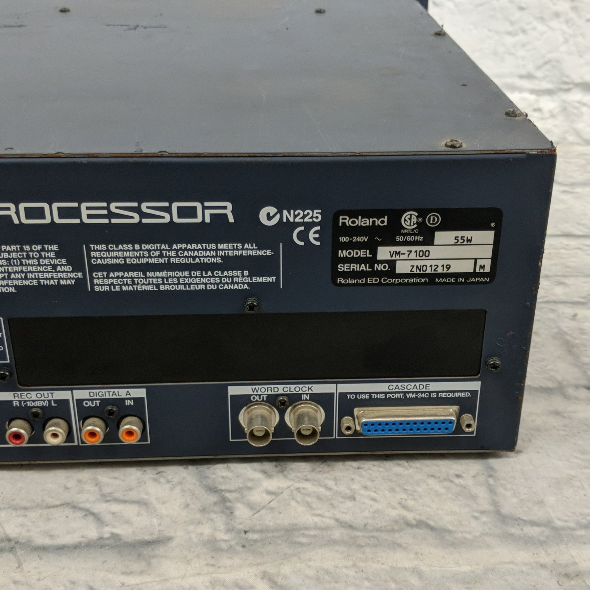 Roland VM-7100 38 channel V-mixing Processor