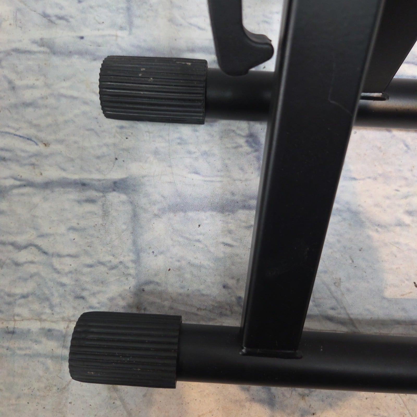 Unkown Amp Stand Amp Stand