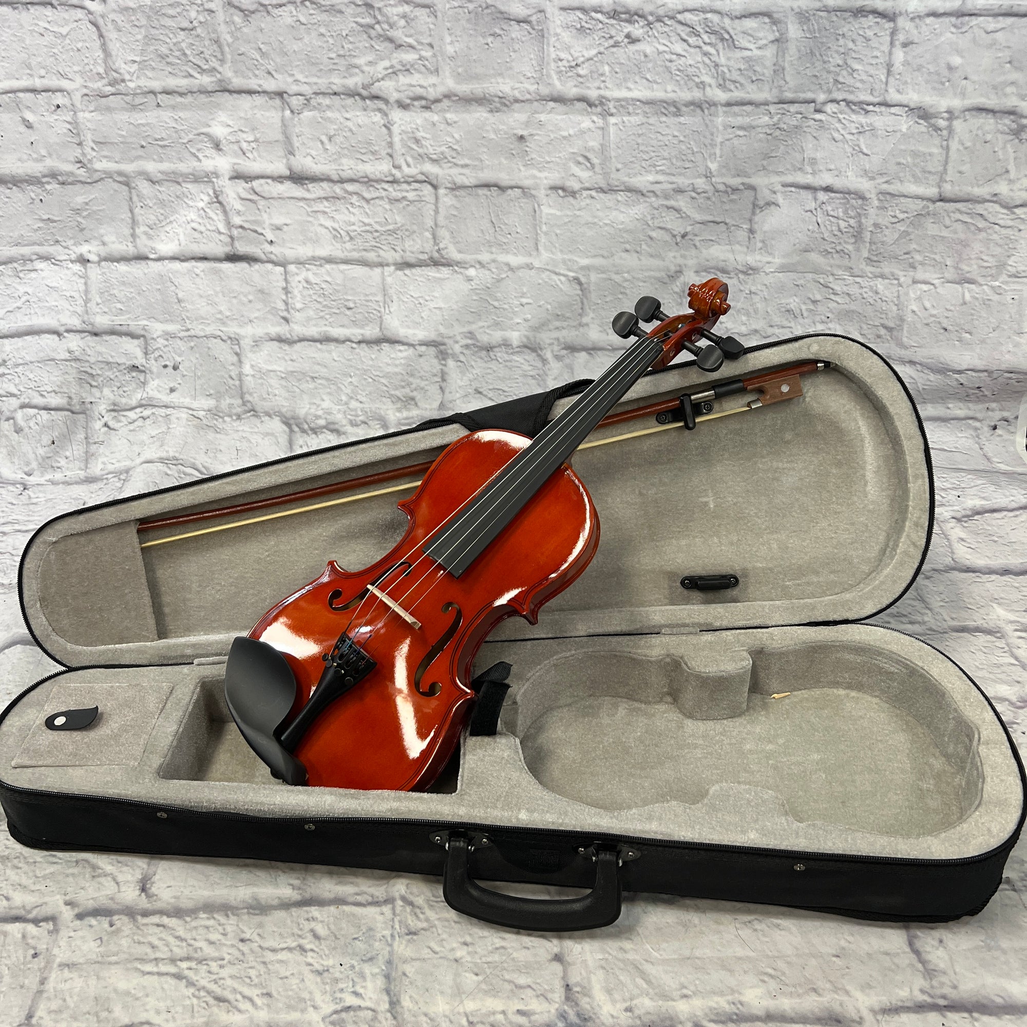 Student Level 3/4 Violin - w/ Rosin - Ready to Play!