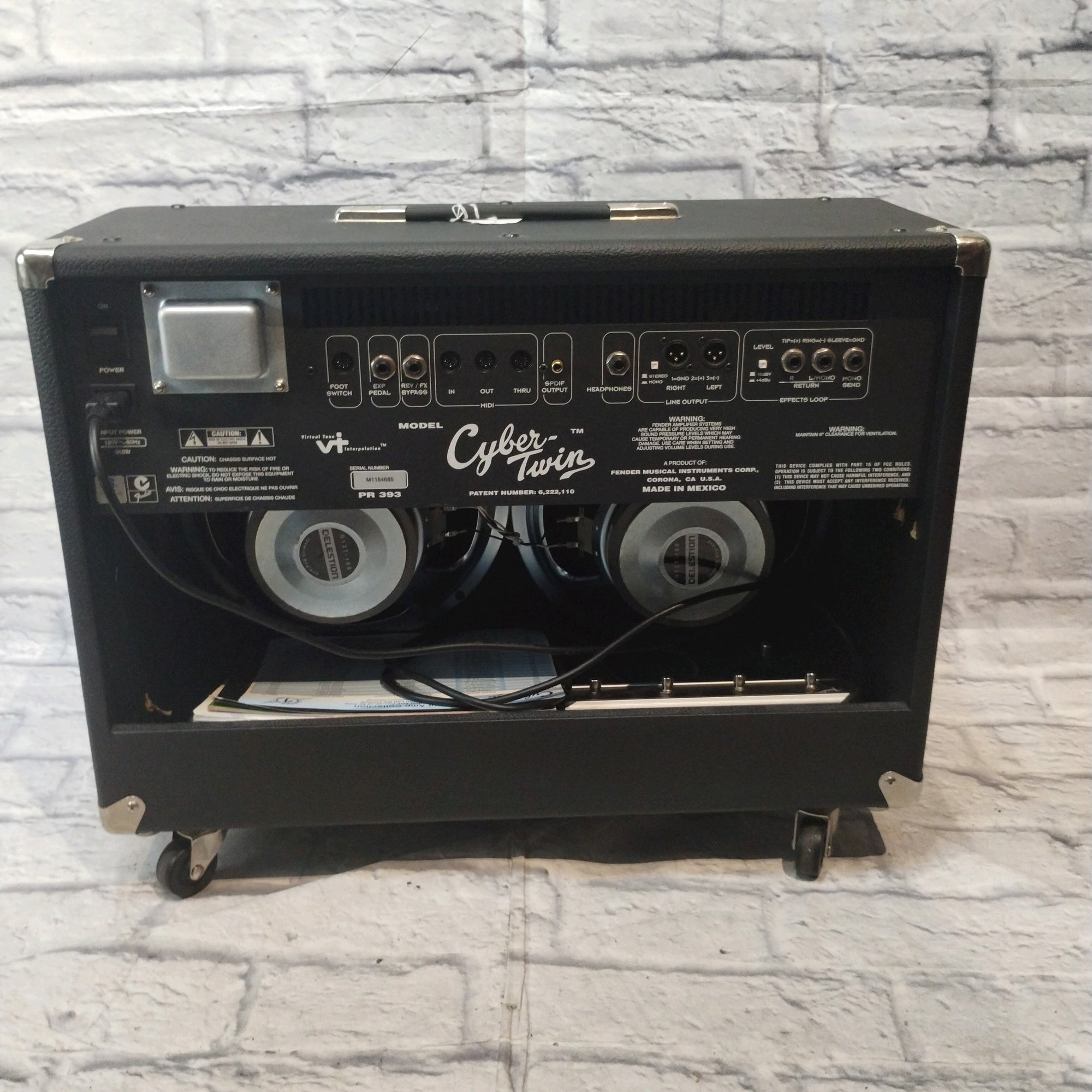 Fender Cyber Twin Combo Amp with Cover and 4-Button Footswitch Guitar Combo Amp