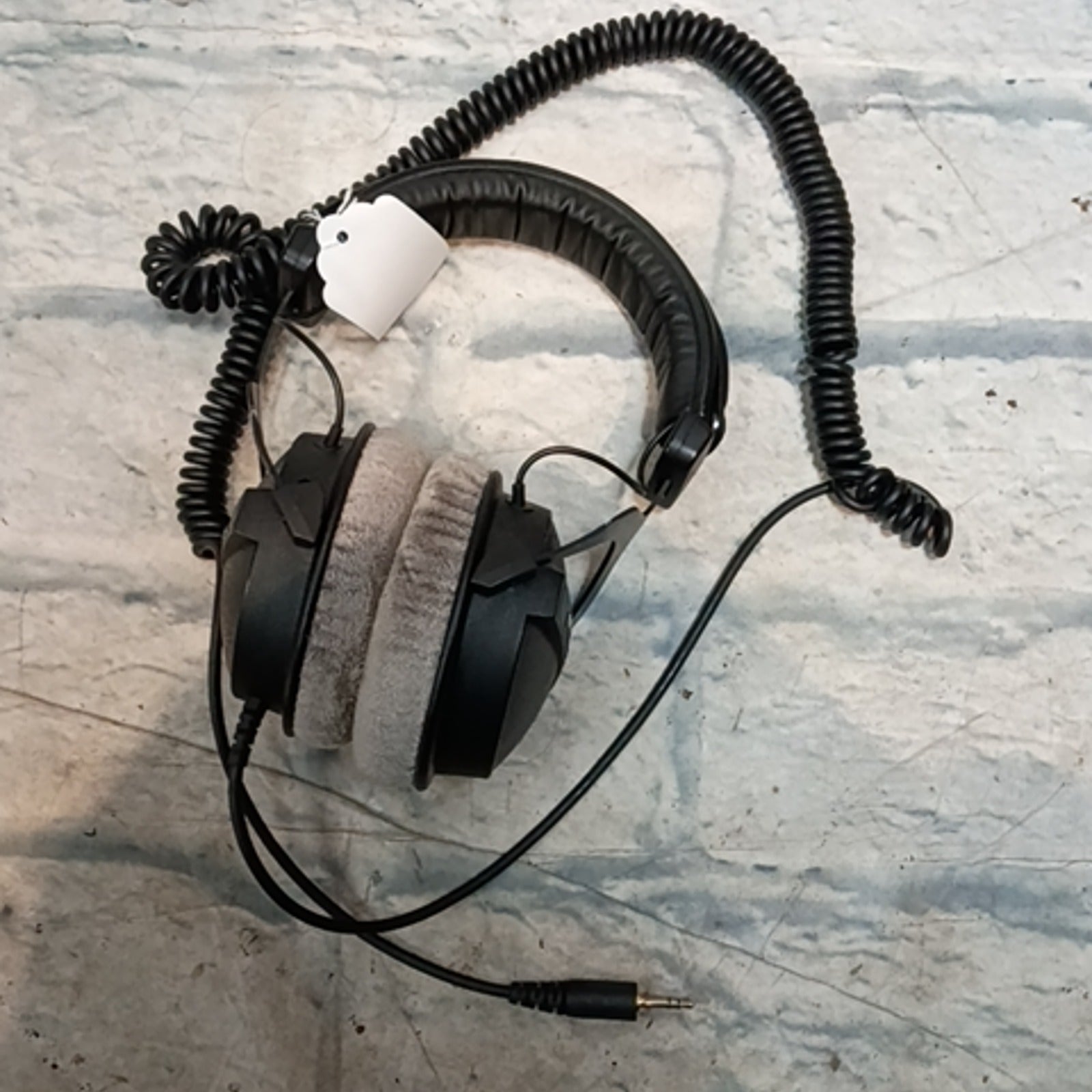 Beyerdynamic DT 770 Pro 250 Ohm Studio Headphones Studio