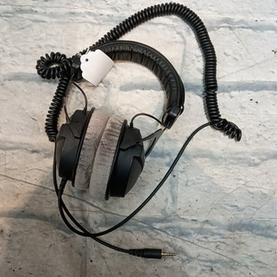 Beyerdynamic DT 770 Pro 250 Ohm Studio Headphones Studio