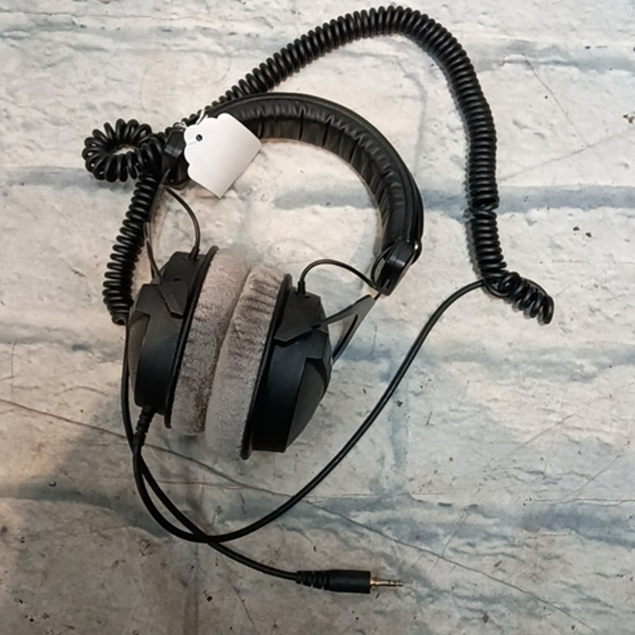 Beyerdynamic DT 770 Pro 250 Ohm Studio Headphones Studio