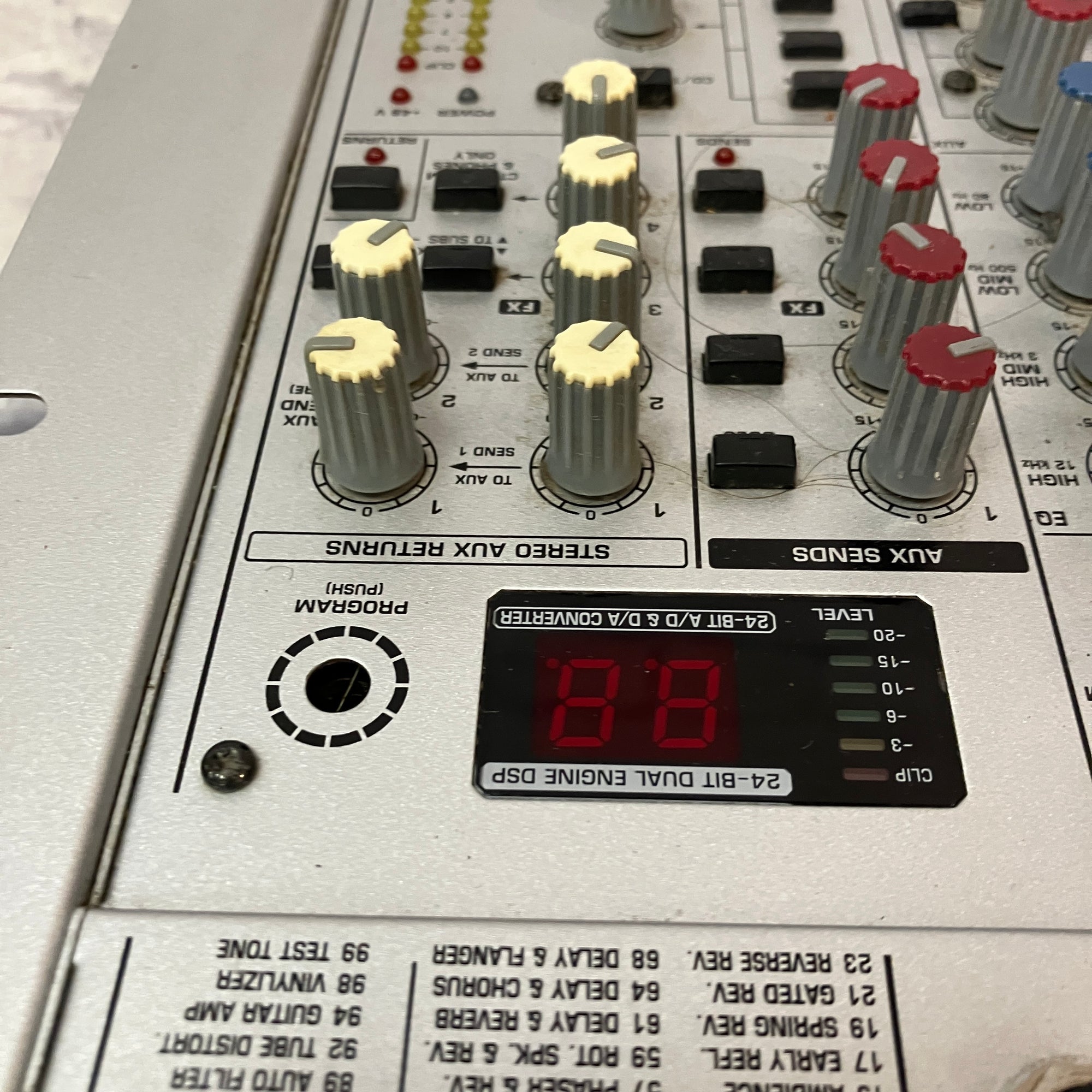 BEHRINGER UB2442FX-PRO アナログミキサー Behringer Eurorack UB2442FX Pro