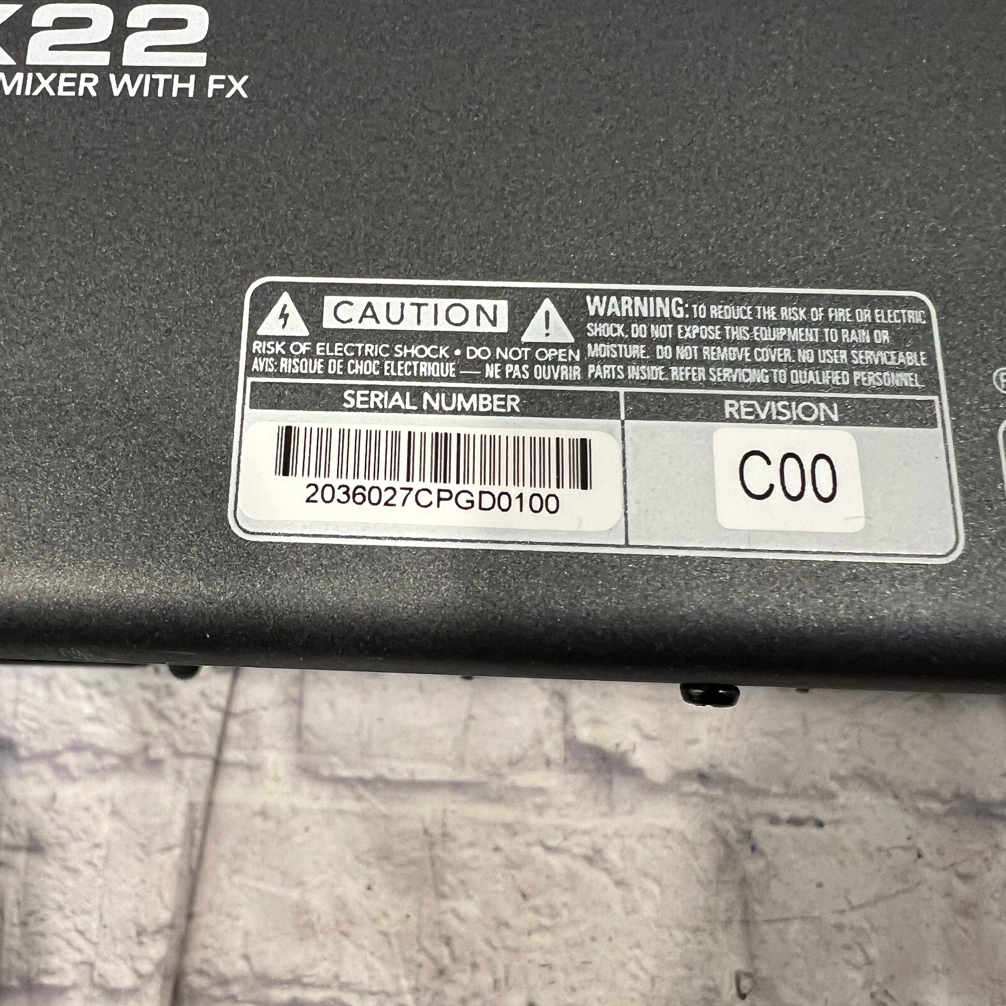 Mackie ProFX22 V1 22 Channel Passive Mixer with Effects