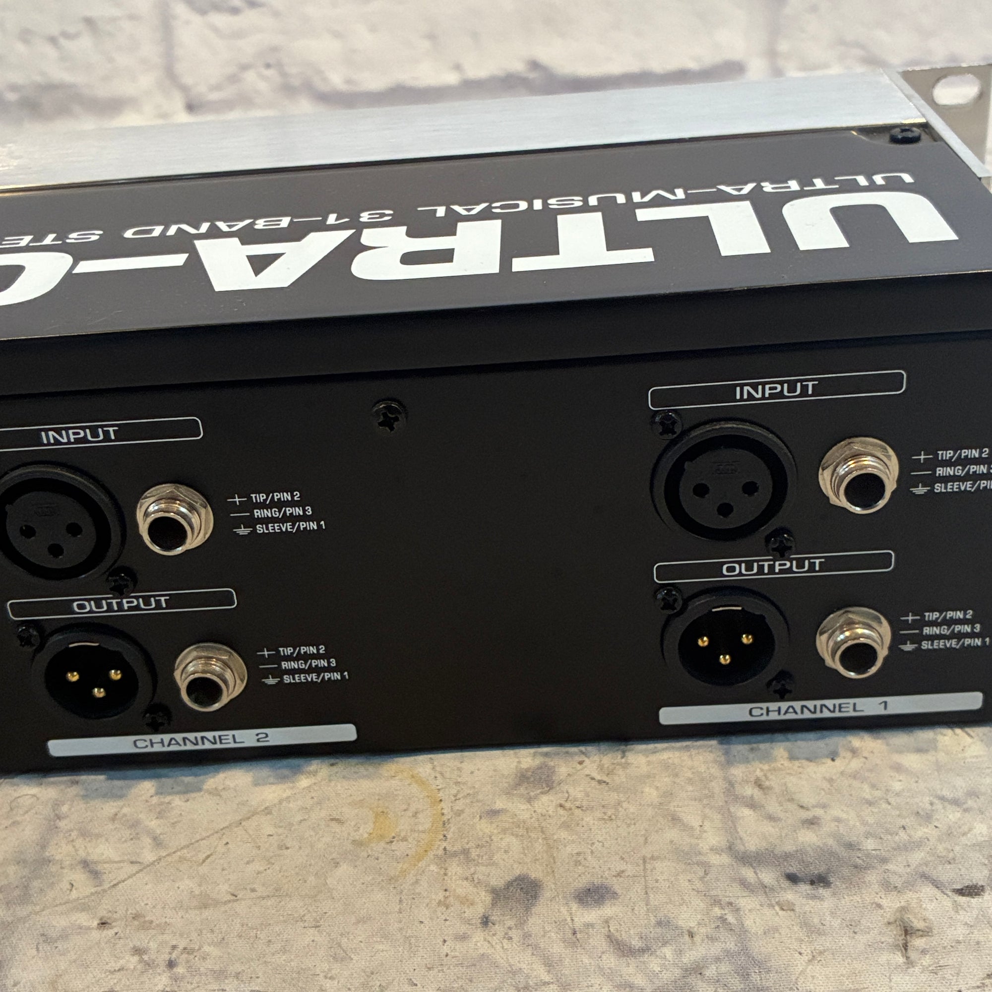 Behringer GEQ3102 Rack EQ