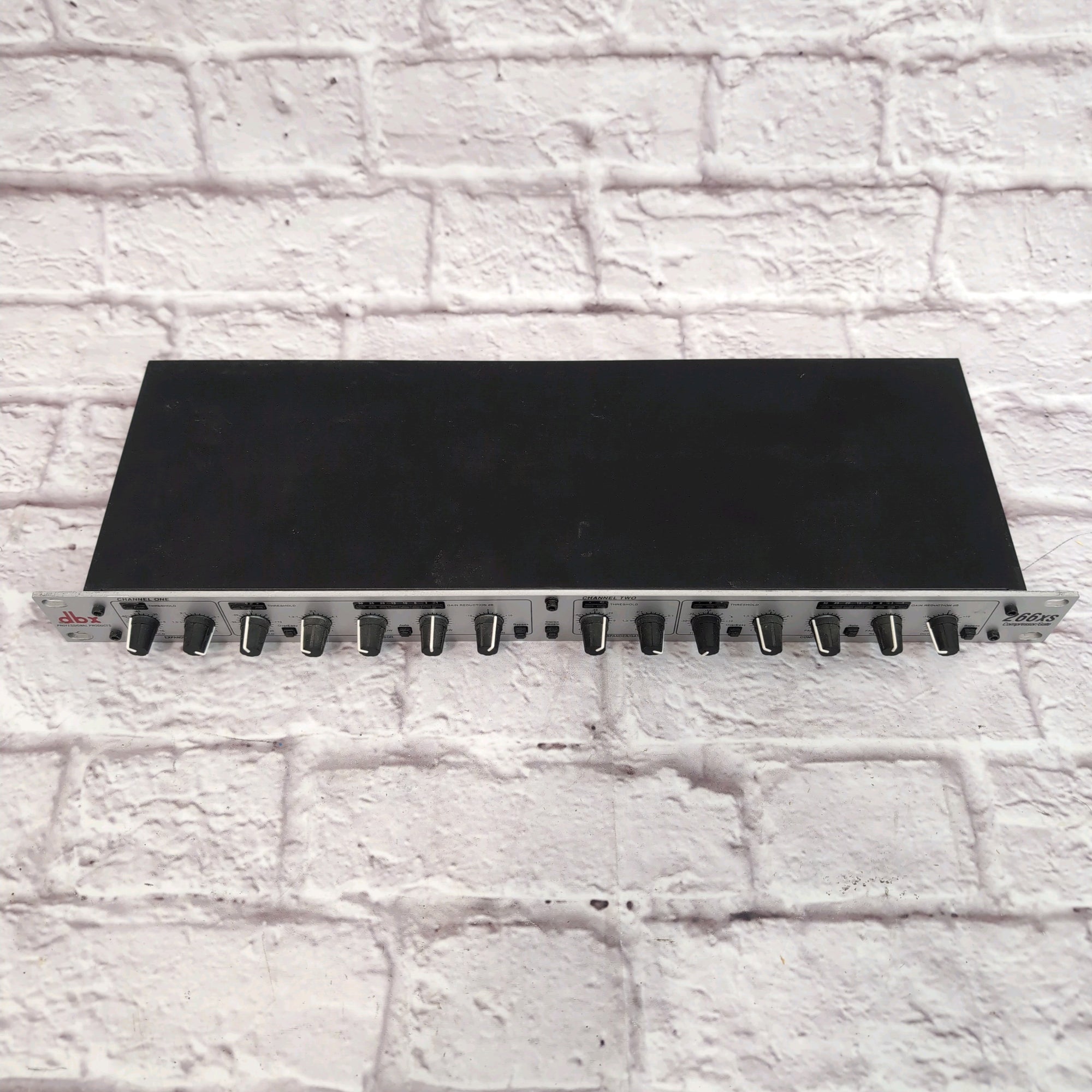 dbx 266xs Dual-Channel Compressor / Gate Rack