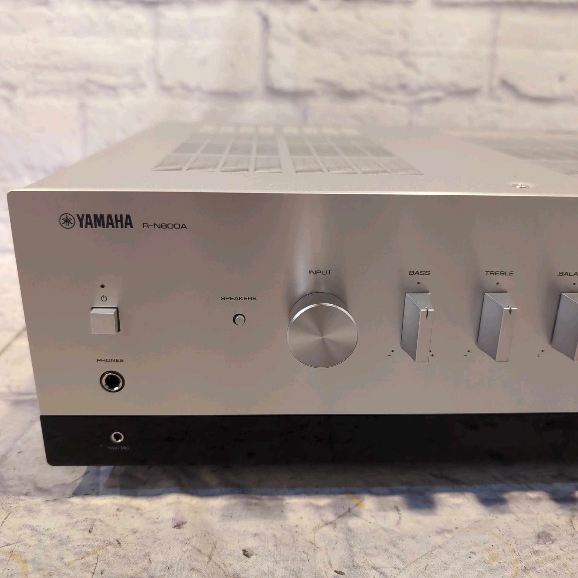 Yamaha R-N800A Stereo Network Audio Receiver - Black