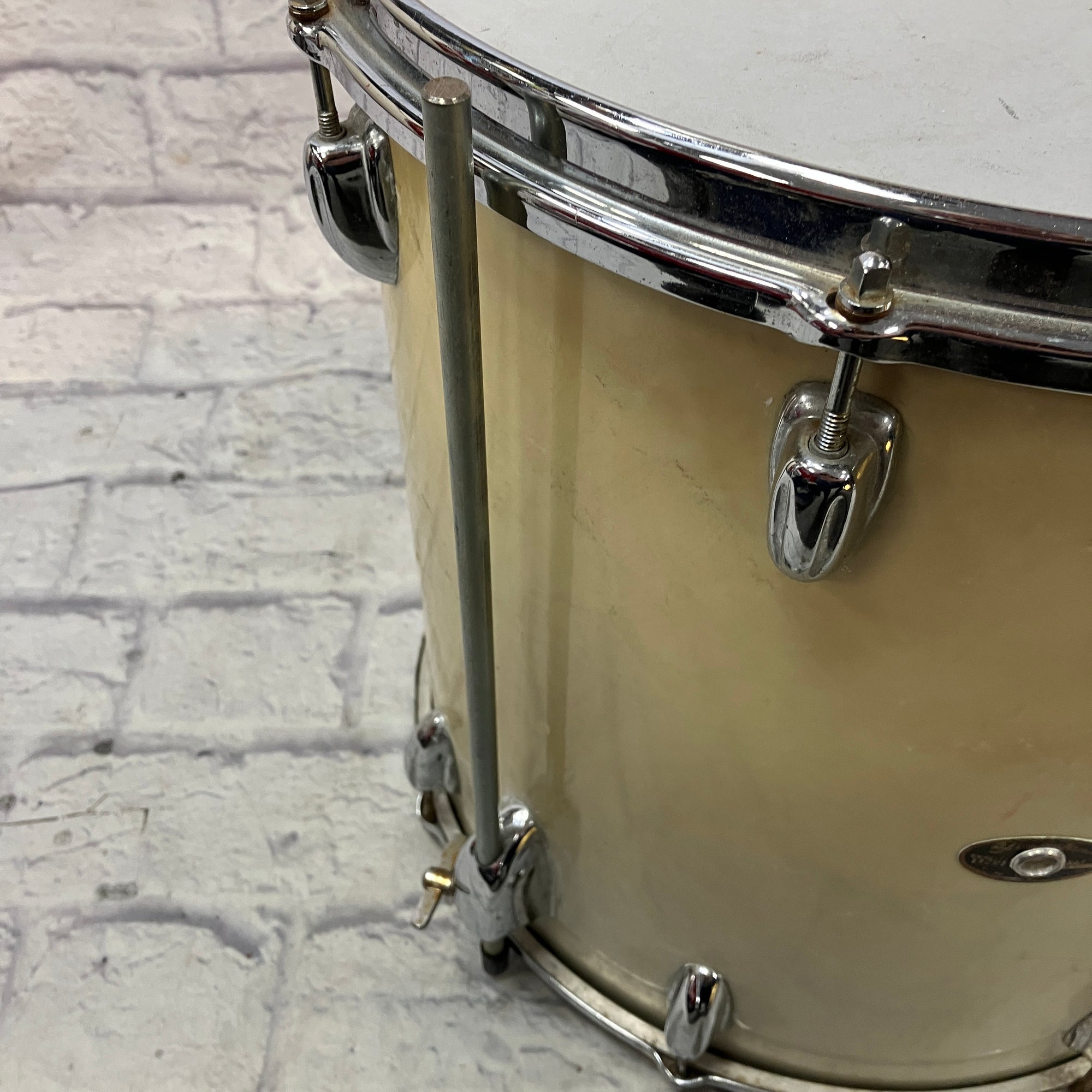 Slingerland Cream 16 x 16 Inch Floor Tom
