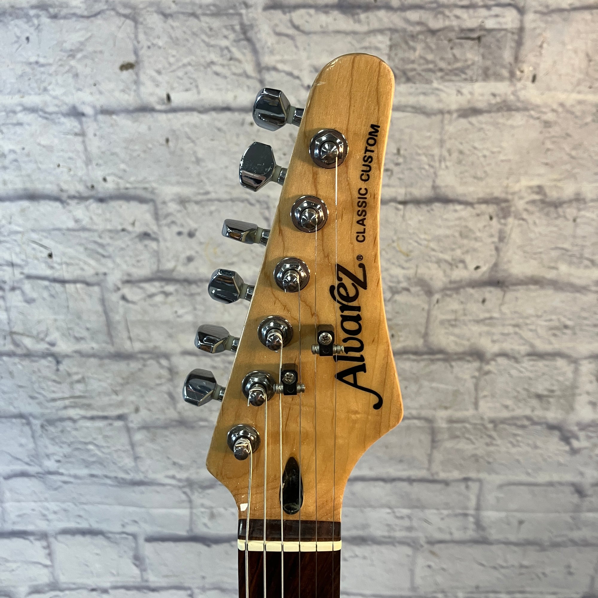 Alvarez Cherry Classic Custom