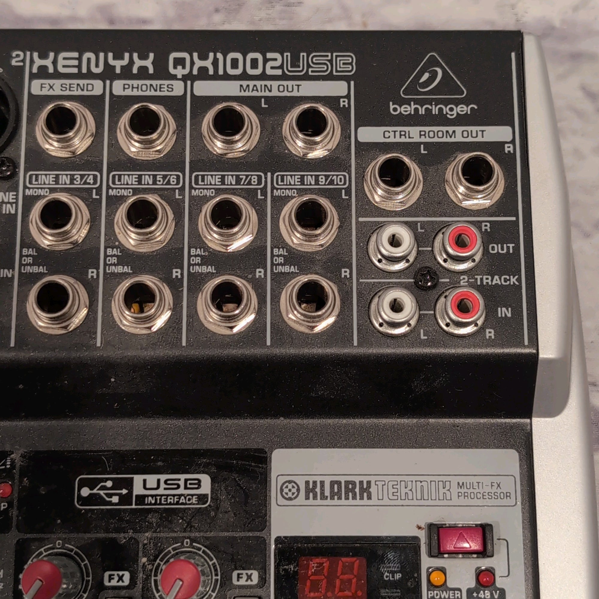 Behringer QX1002USB 10-Input 2-Bus Mixer XENYX EQ 2010 - Present - Standard