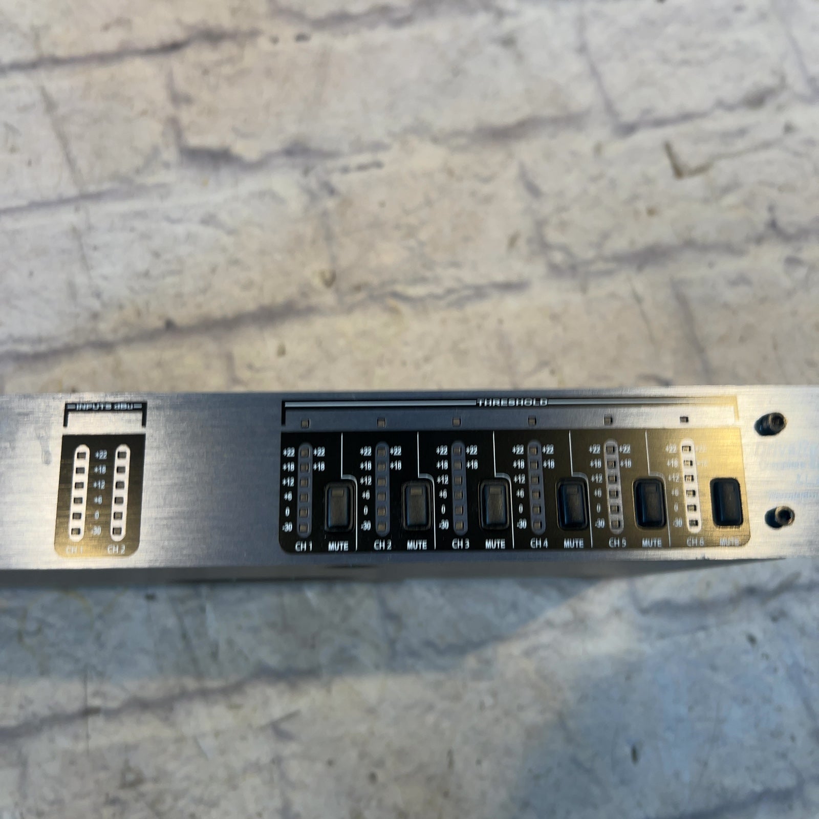 DBX Driverack 260 Loudspeaker Management System